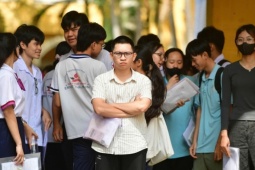 Đại học lo thiếu sinh viên, hạ sâu điểm sàn