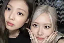 Jennie xóa bức ảnh với Rosé (BlackPink)