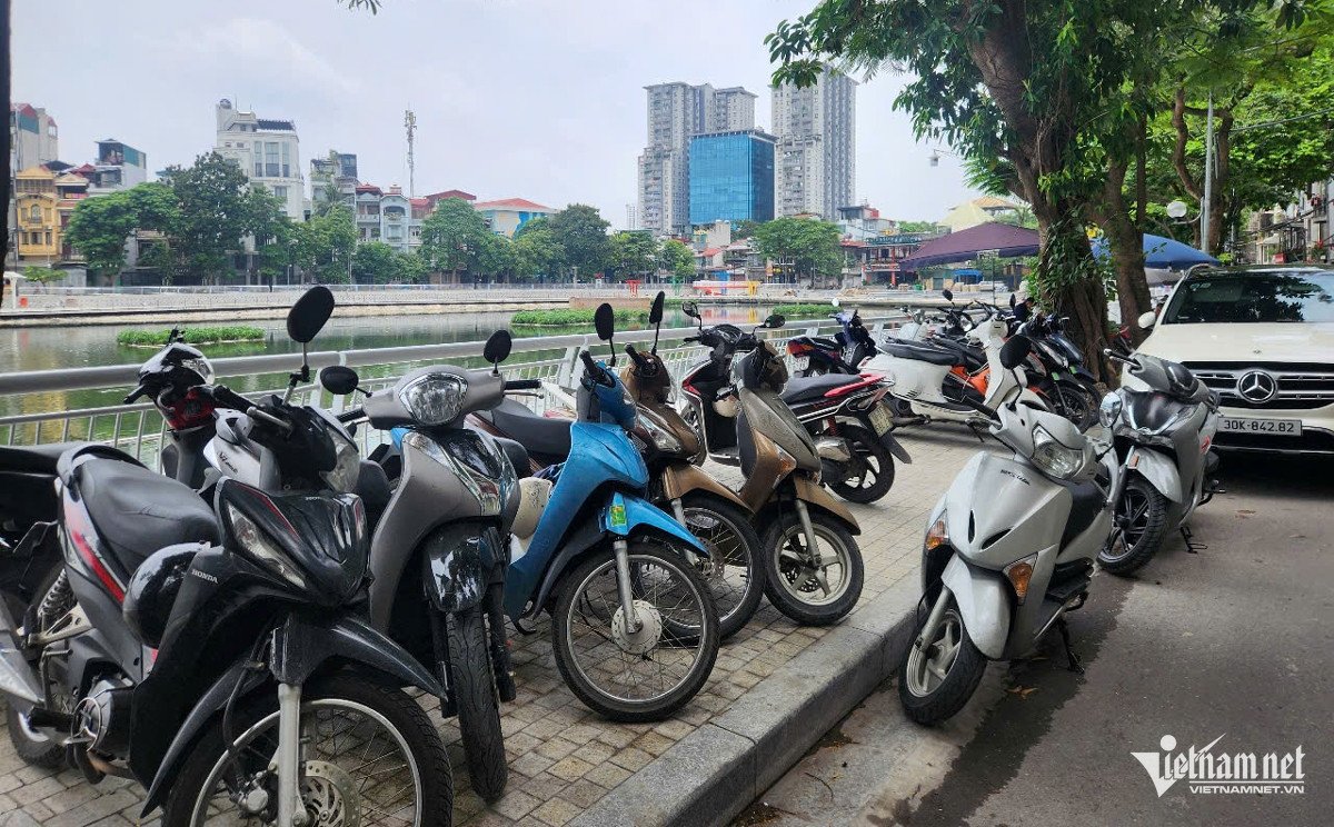 Nghe lời chủ quán, nhiều người ở Hà Nội sững sờ vì bị xử phạt - 3