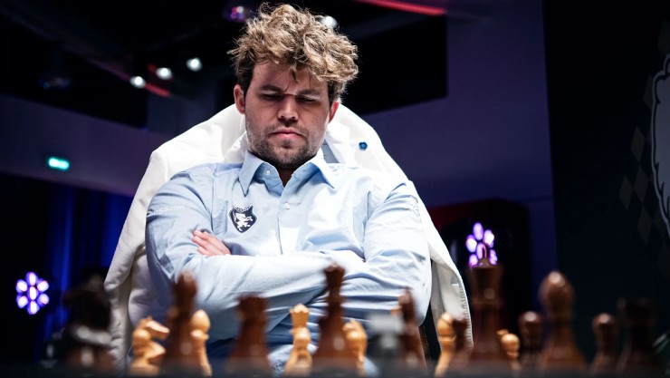 Carlsen đánh bại chat GPT sau 53 nước đi&nbsp;