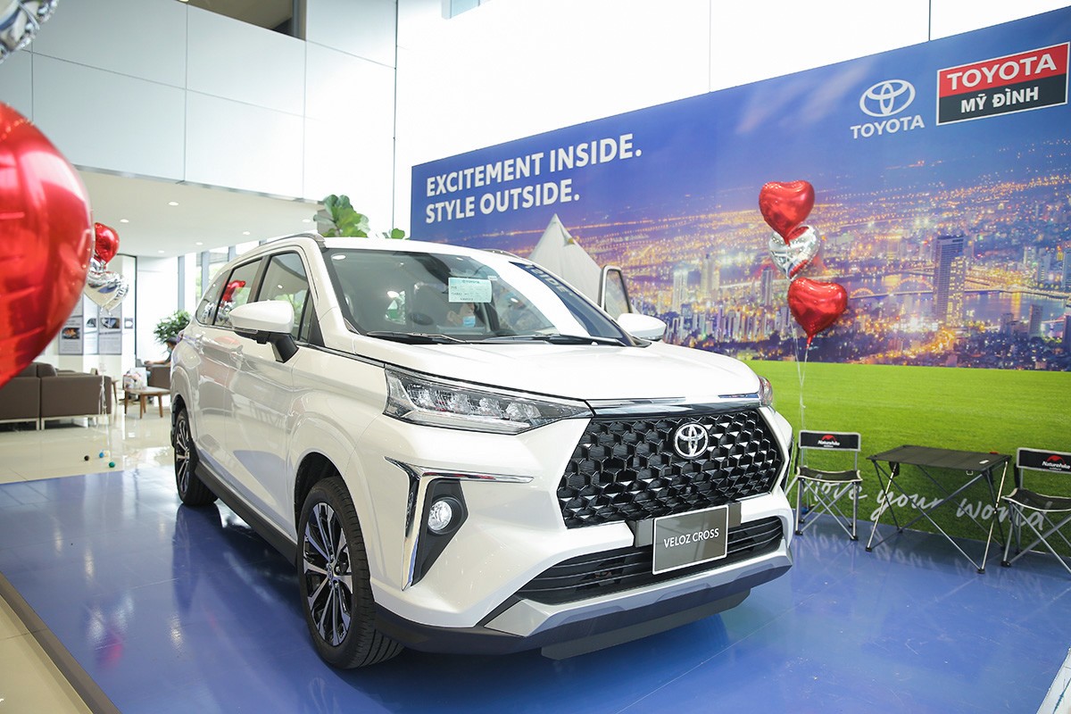 Toyota Veloz Cross giảm giá từ 64 – 70 triệu đồng trong tháng này - 1