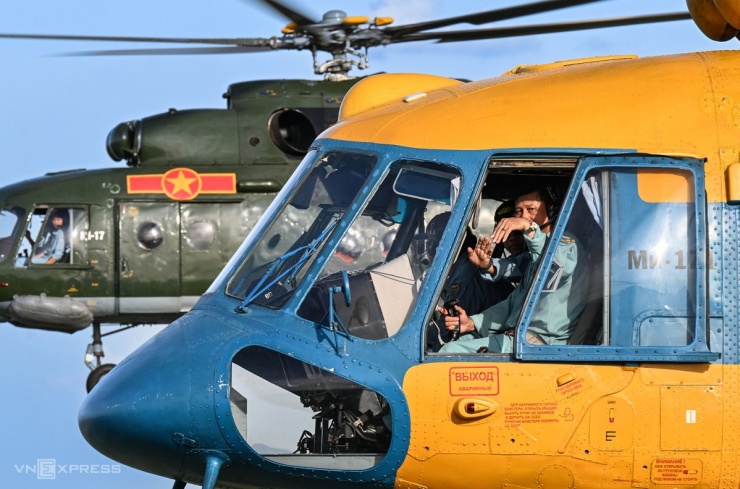 Trực thăng ghép đội hình bay phục vụ đại lễ 80 năm Quốc khánh - 5