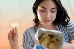 5 món ăn nhiều vào buổi tối vừa gây tích mỡ, vừa gián đoạn giấc ngủ