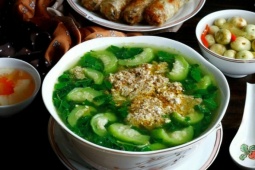 Vì sao nấu canh cua giã tay ngon hơn?