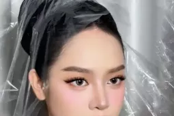 Video  ' búp bê bị nhốt '  Thanh Thủy hút 8 triệu lượt xem