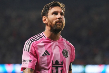 Messi phá kỷ lục ghi bàn của Ronaldo sau cú đúp cho Inter Miami