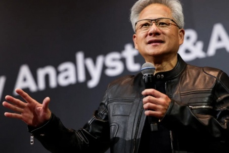 Nvidia vừa vượt 4.000 tỷ USD, CEO Jensen Huang lại tiếp tục chốt lời hàng chục triệu đô
