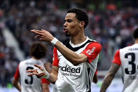 Liverpool đạt thỏa thuận mua tiền đạo Ekitike, trả số tiền 95 triệu euro