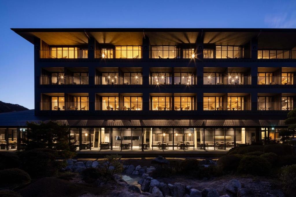 Miyazaki Ryokan là một khách sạn kiểu truyền thống, được xây từ năm 1929. Ảnh: Booking.com