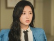 Nhan sắc thăng hạng qua 15 năm của 'người thừa kế' Kim Ji Won