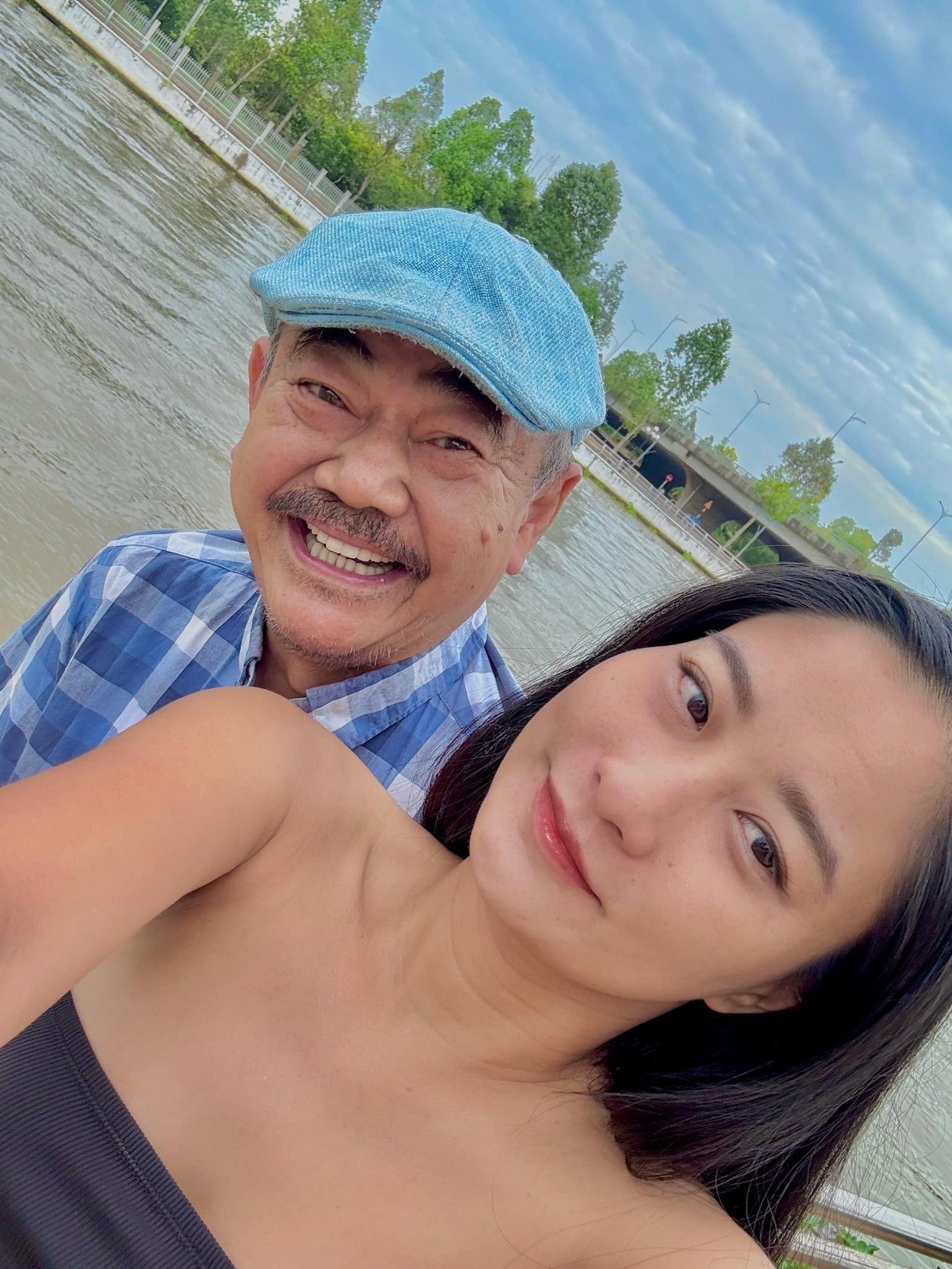 NSND Việt Anh được cầu hôn ở tuổi 70 - 1