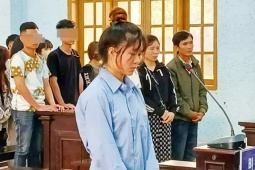 Nữ sinh đâm bạn học tử vong chỉ vì câu bình luận trên mạng