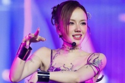 Giải trí - Phương Ly - ca sĩ đa màu sắc