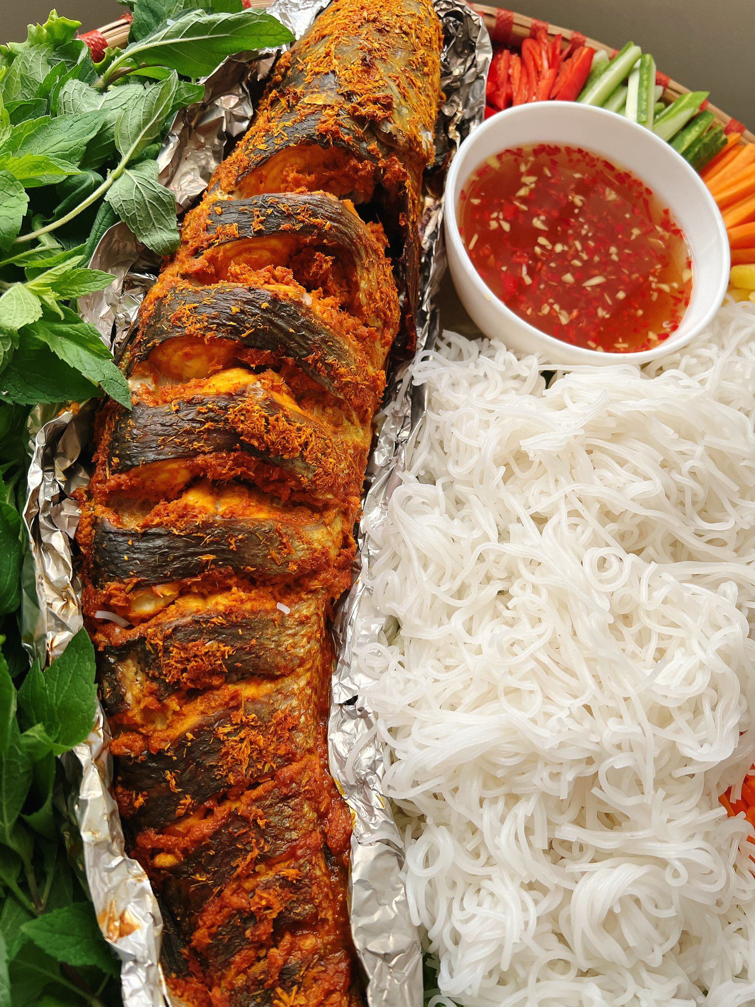 Cá nướng với thứ này thơm ngon hơn gấp bội, càng ăn càng mê - 1