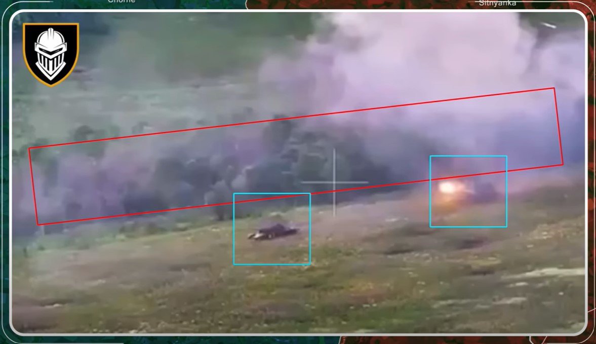 Ukraine huy động xe tăng và xe thiết giáp đối phó mũi tiến công mới của Nga ở vùng Kharkiv. Ảnh: Euromaidan Press.