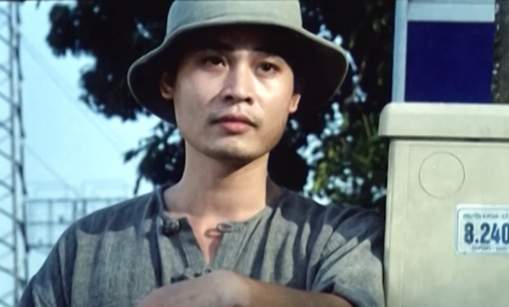 &nbsp; Long thể hiện sự si mê Thủy trong một cảnh phim. Video: YouTube Phim hay điện ảnh mới nhất