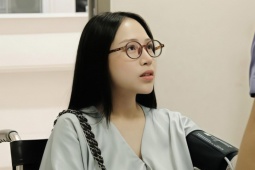 Ái nữ đại gia Minh  ' Nhựa '  được khen  ' càng đẻ càng xinh ' 