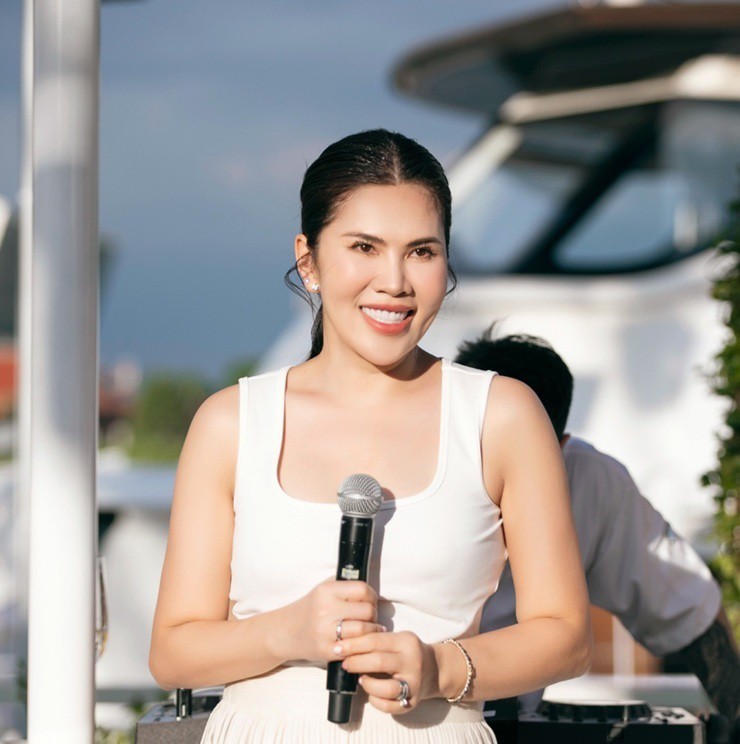 Minh Khương Group của CEO Thúy Phan là một trong những cái tên nổi tiếng trong lĩnh vực kinh doanh mỹ phẩm
