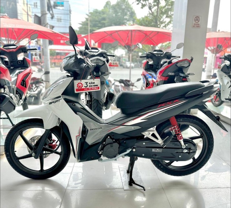 Đây là những xe số tiết kiệm xăng, hút giới bình dân - 2