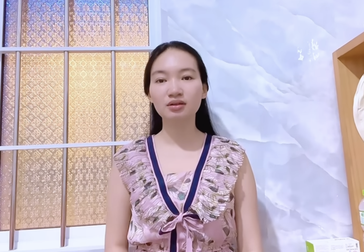 Vợ kém 26 tuổi của một nam diễn viên uất ức vì bị xúc phạm suốt 3 năm qua - 1