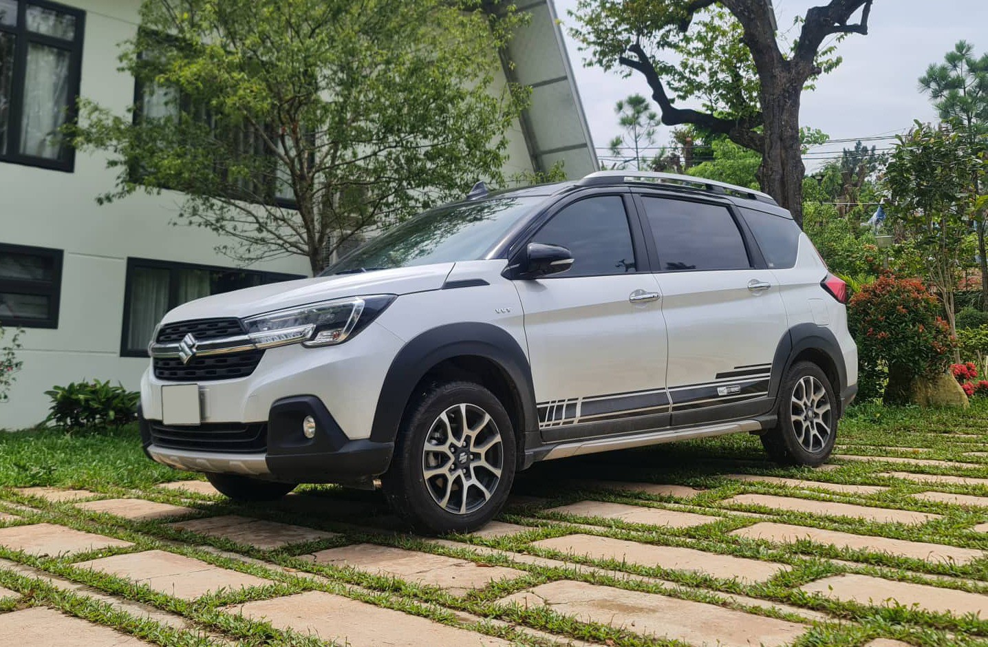 Suzuki XL7
