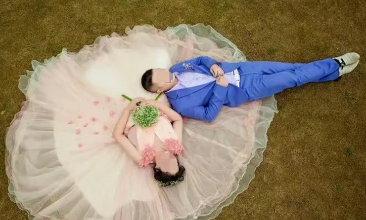 Ji yêu Li suốt 8 năm, mất 2,3 tỷ đồng. Ảnh: SCMP