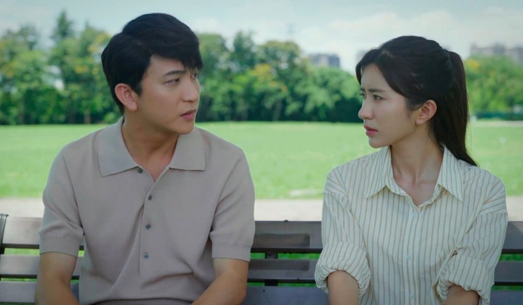 Dịu dàng màu nắng đang bị chỉ trích vì tình tiết dài lê thê thiếu hợp lý.