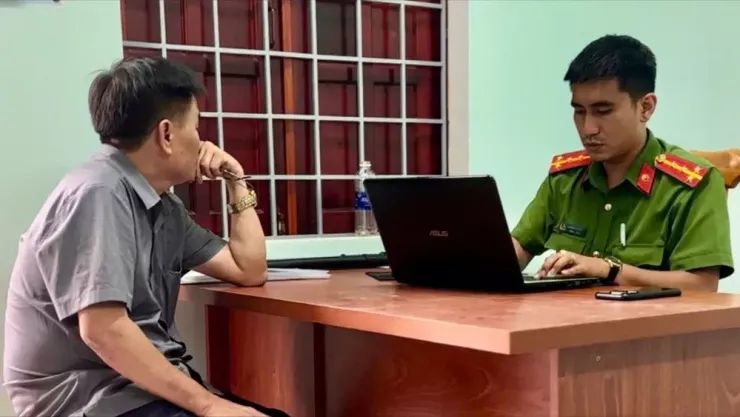 Công an đã mời người đàn ông trong clip lên làm việc.