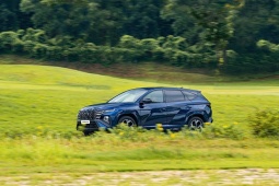Tucson và Accent tiếp tục “gánh” doanh số cho Hyundai