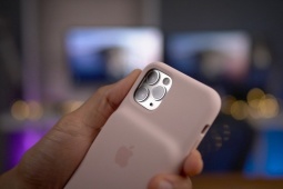 Apple sẽ phát triển ốp lưng tích hợp pin cho iPhone 17 Air