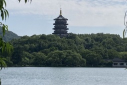 Lặng ngắm viên ngọc Hàng Châu