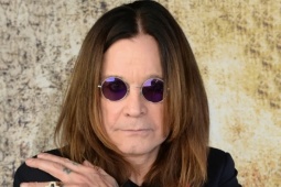 Huyền thoại rock Ozzy Osbourne qua đời ở tuổi 76