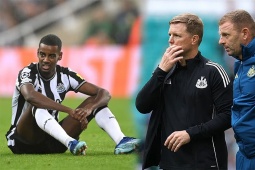 Isak gây sức ép cho Newcastle: Đòi lương 300.000 bảng/tuần, bất ngờ phải tập riêng