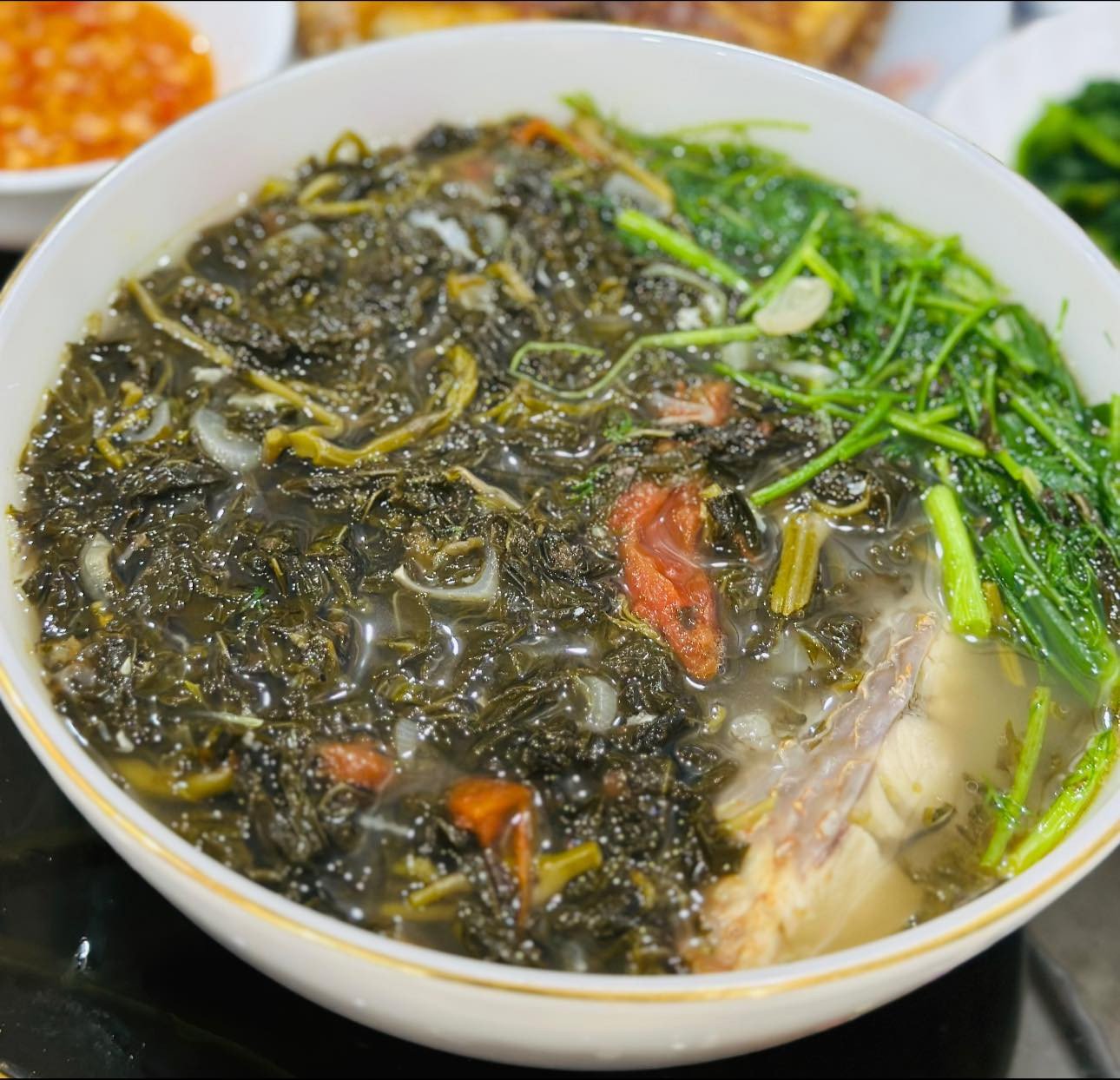 Đặc sản Phú Thọ làm từ loại lá dân dã, nấu canh thịt hay cá đều 'tốn cơm' - 6