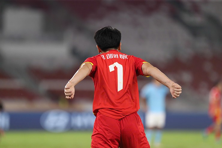"Siêu dự bị" của U23 Việt Nam có pha ăn mừng như Ronaldo