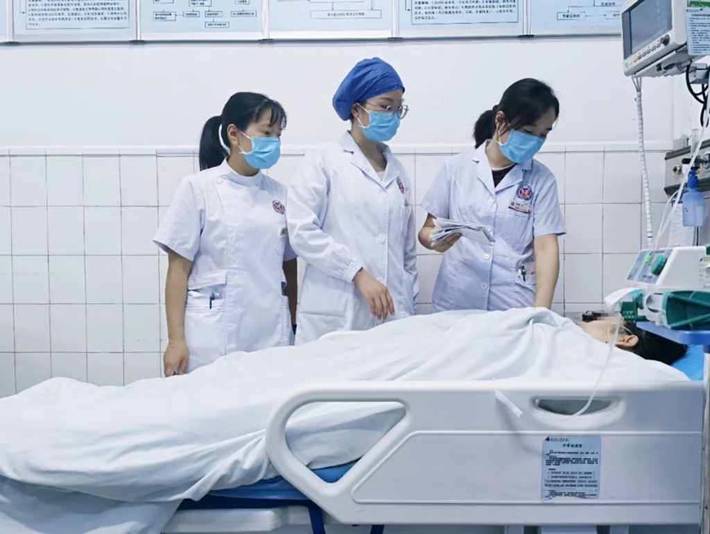 Giảm cân một cách cực đoan, Mei phải trả giá đắt cho hành động của mình.