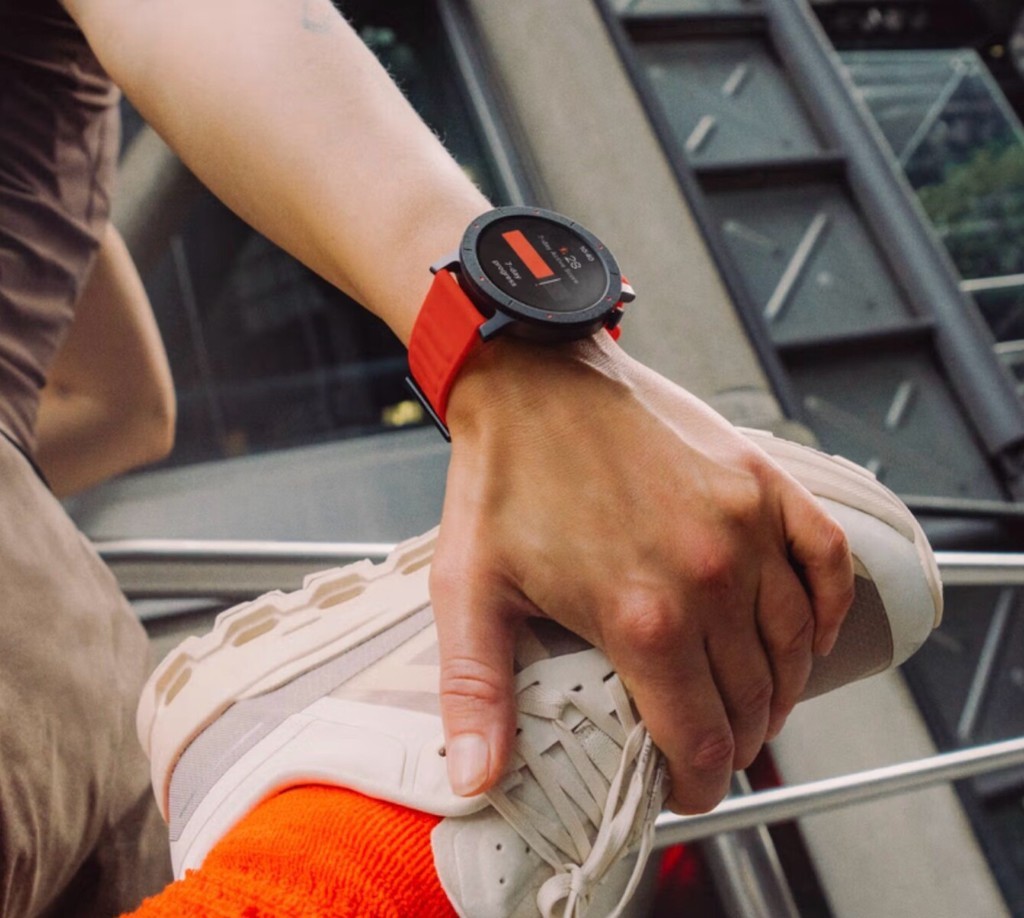 Smartwatch mới của Nothing có thiết kế bắt mắt
