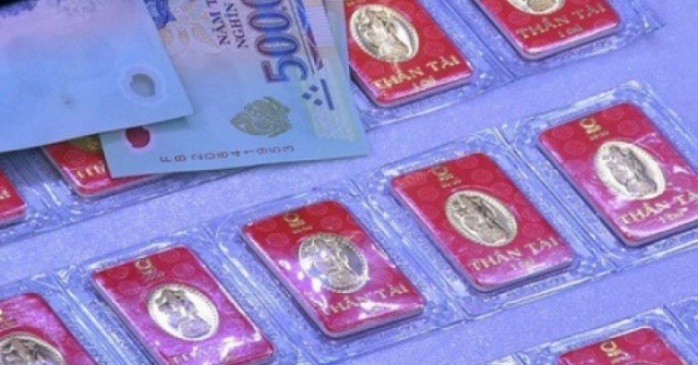 Giá vàng hôm nay, 23-7: Tăng tốc, cán mức cao n...