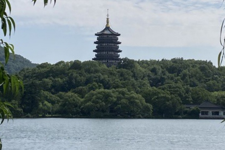 Lặng ngắm viên ngọc Hàng Châu