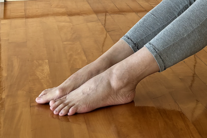 Những thay đổi ở bàn chân cảnh báo bệnh gan