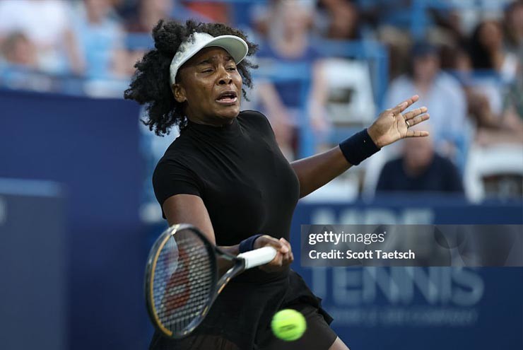 Venus Williams khiến tất cả phải sửng sốt