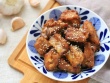 Mẹo làm sườn nướng tỏi siêu ngon bằng nồi chiên không dầu, ai ăn cũng tấm tắc