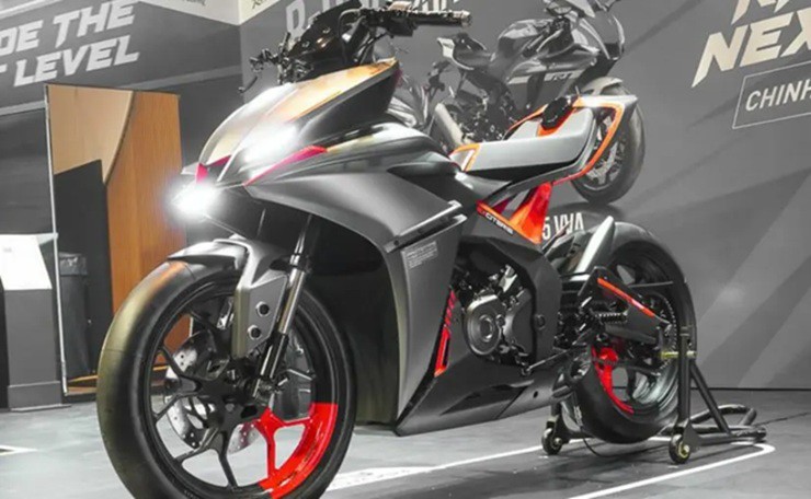 Yamaha F155 – 