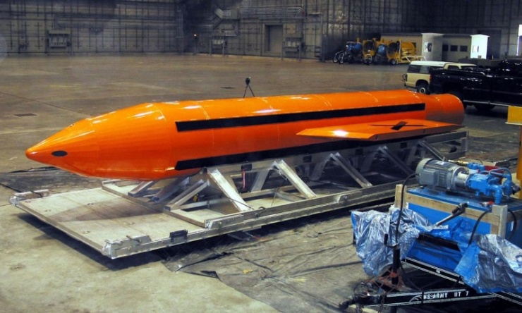 Siêu bom MOAB với sức khoan sâu đáng kinh ngạc. Ảnh USAF - Getty Images.