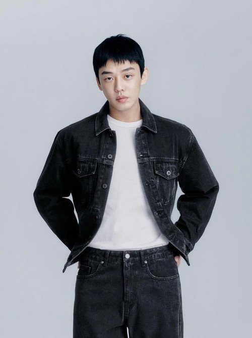 "Ảnh đế" Yoo Ah In vướng vào vòng tù tội, nhiều người tiếc nuối tài năng của anh.
