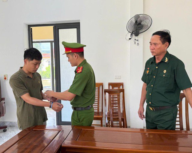 Cơ quan chức năng bắt giữ đối tượng.