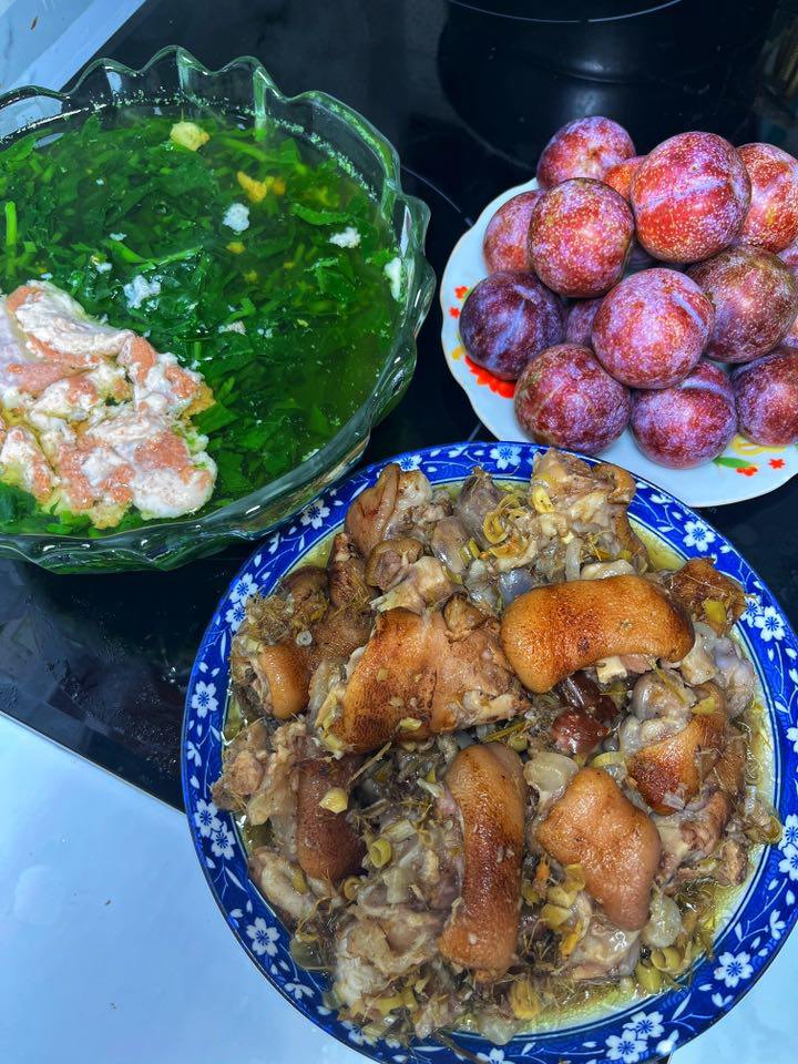 Móng giò giả cầy - Canh cua