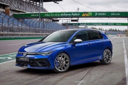 Volkswagen Golf nhận cọc ở Việt Nam, giá từ 798 triệu đồng
