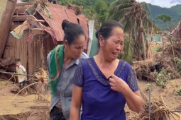 Video: Mưa đã tạnh, nước mắt vẫn rơi sau lũ dữ