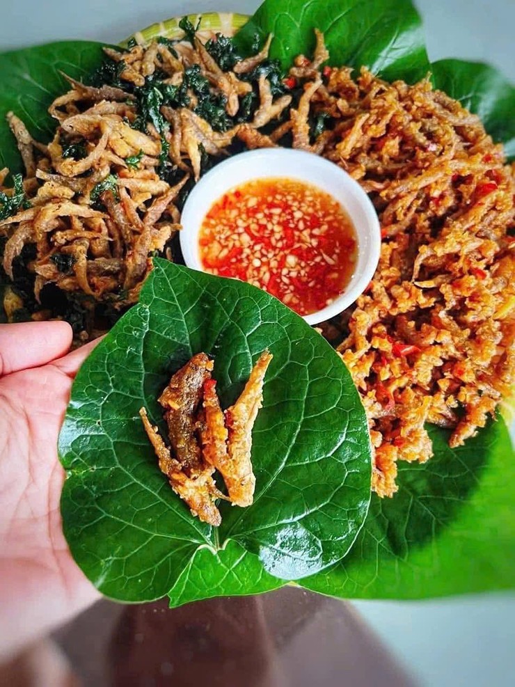 Ngày nay, cá bống không chỉ là món ăn quê nhà mà còn trở thành đặc sản &#34;có giá&#34; trên thị trường.
